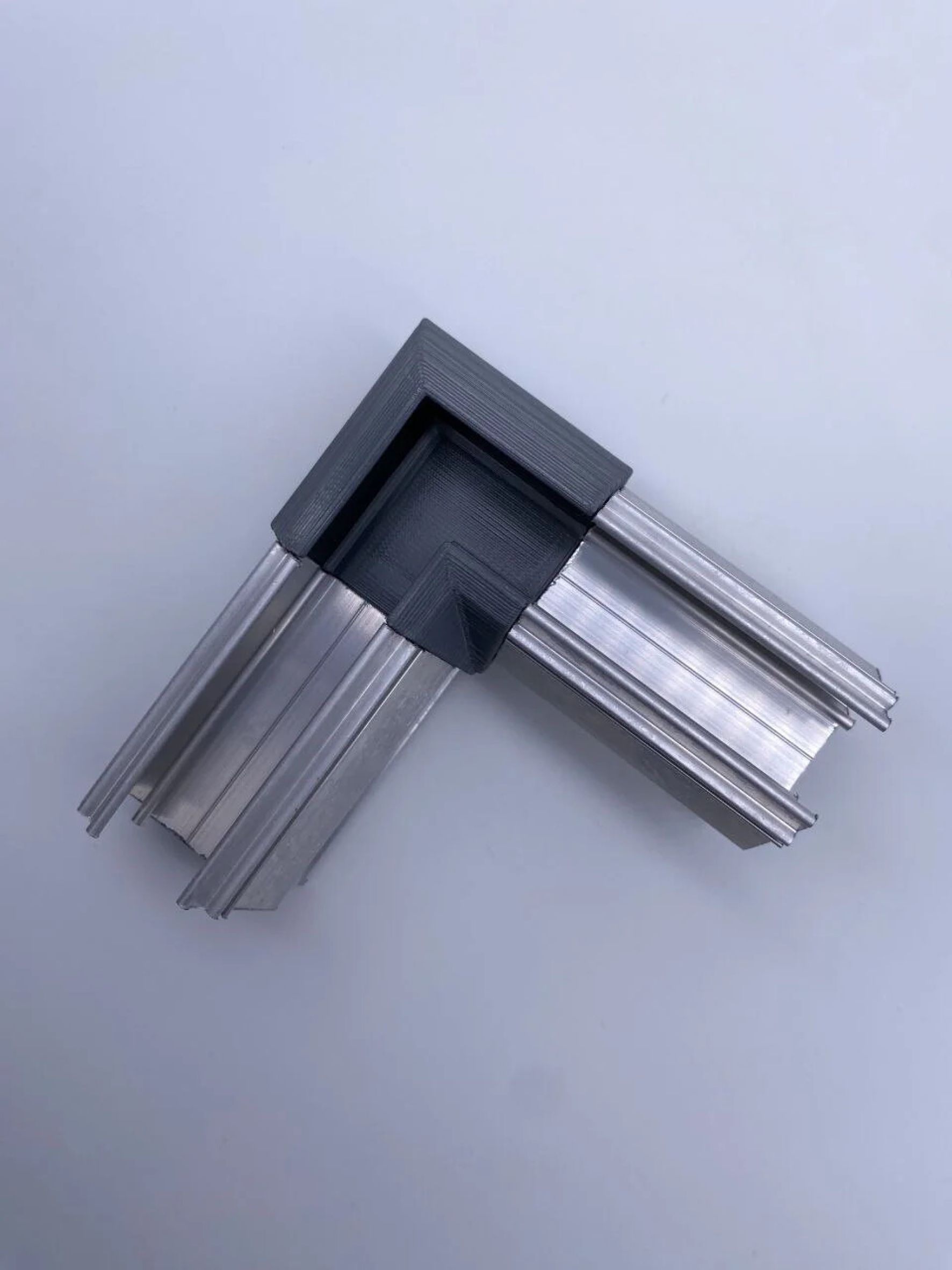 Угол готовый LINE 15