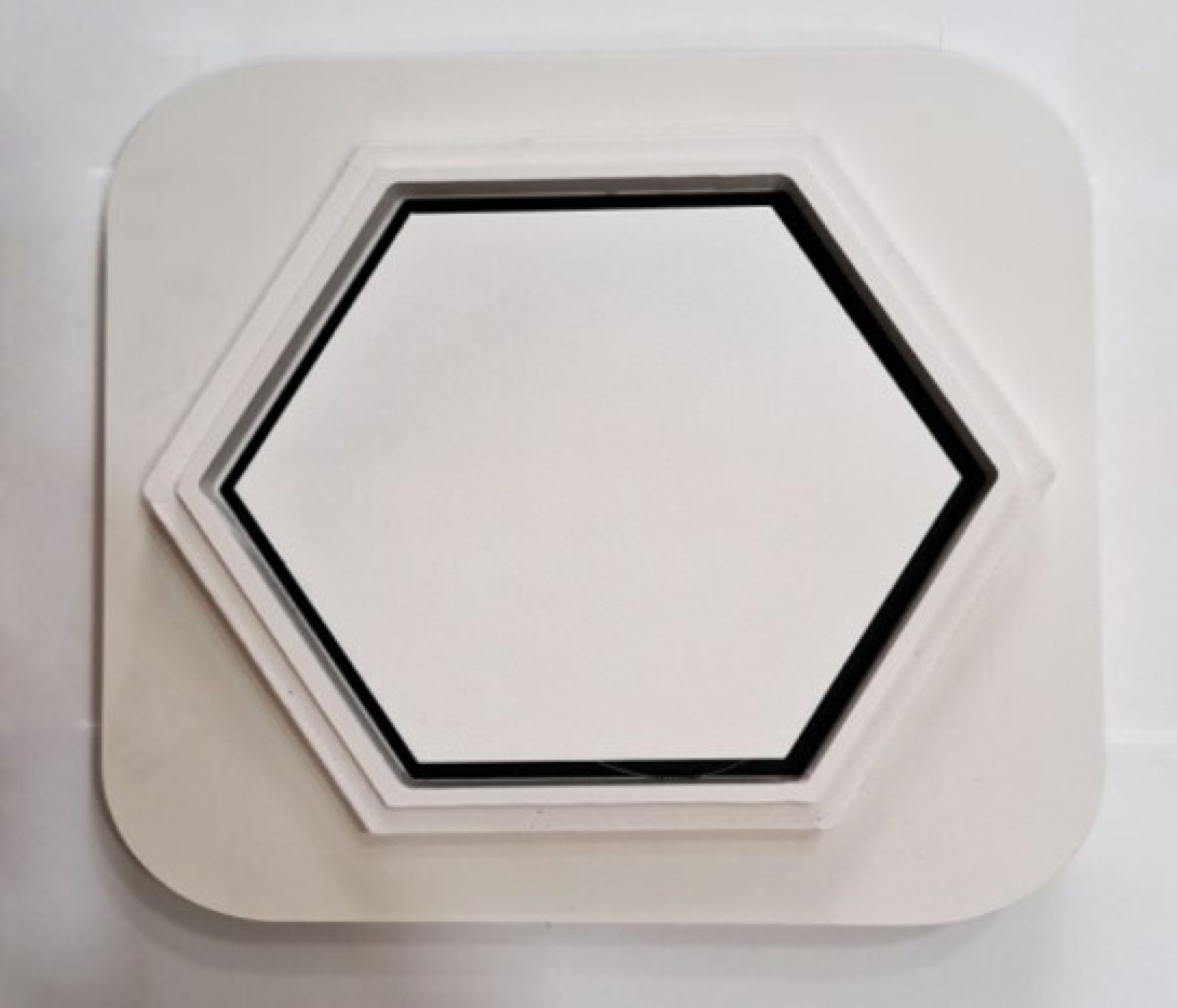 Теневая вытяжка без клапана шестигранная 150*170