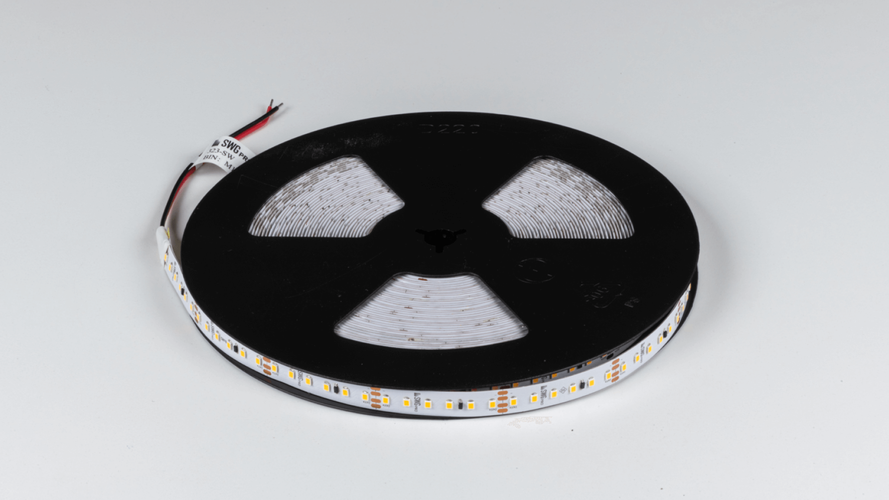 Светодиодная лента Leds Power 2835-176\м led 12V 16W 4000k Про 125