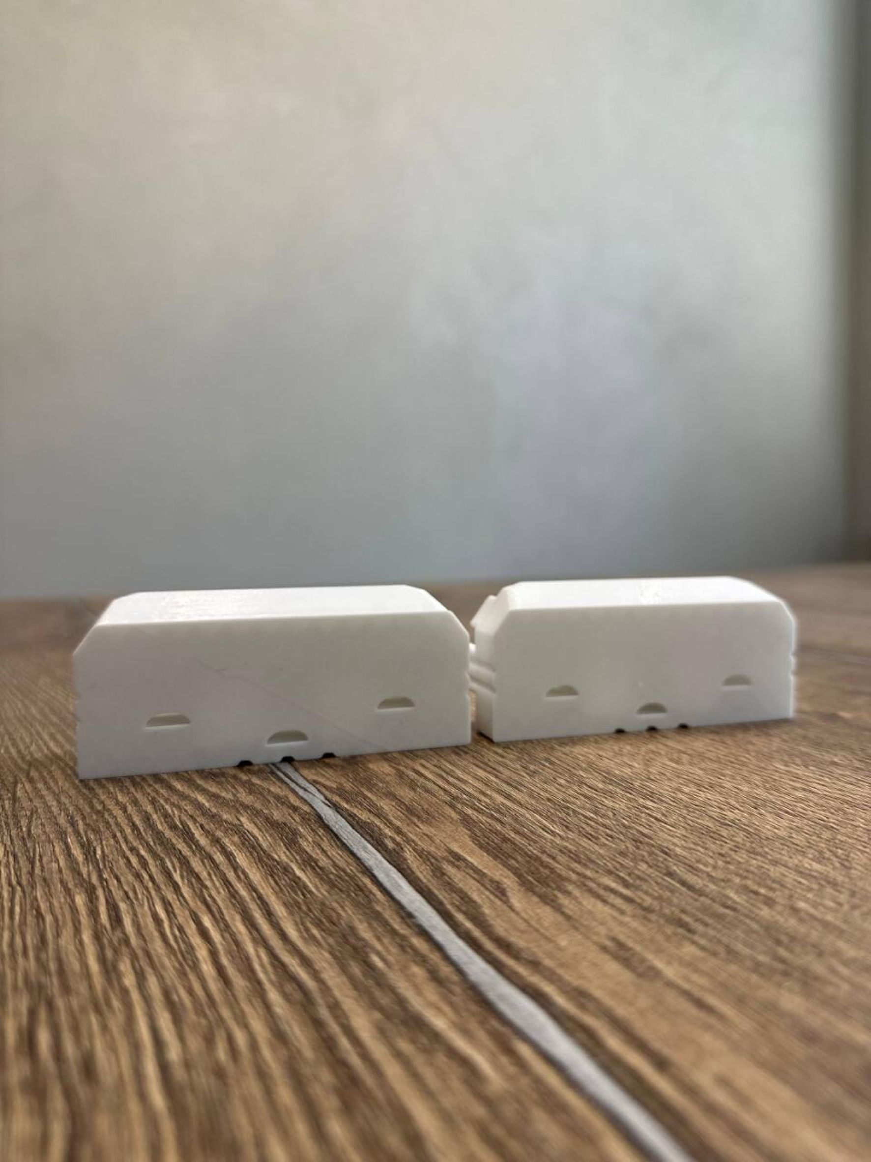 Элемент ПК14 торцевой Белый пластик ( комплект лев\прав) Магнитный